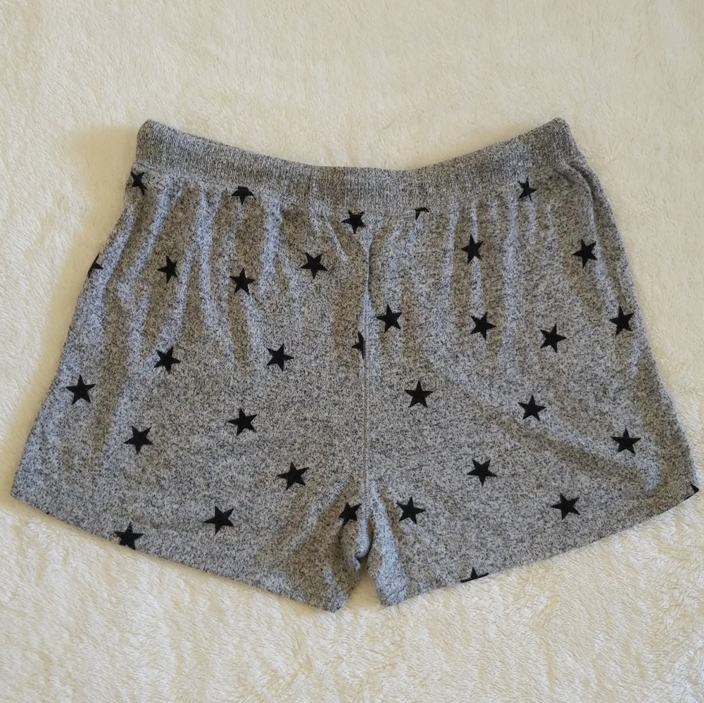 ✨️HP✨️Lucky🍀 Brand Heather Black Lounge Shorts w/Stars⭐ - Picture 2 of 9